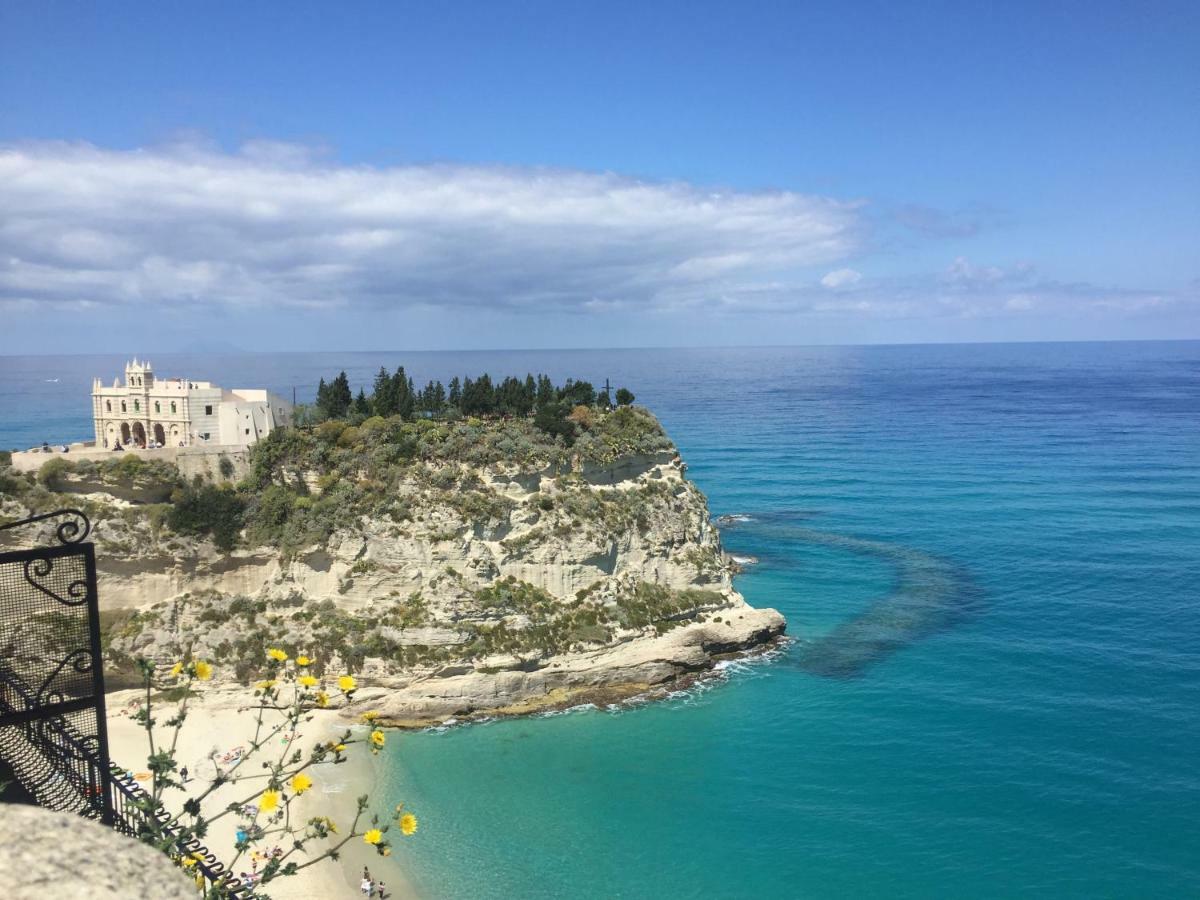 La Mesonette A Due Passi Dal Mare Apartment Tropea Luaran gambar